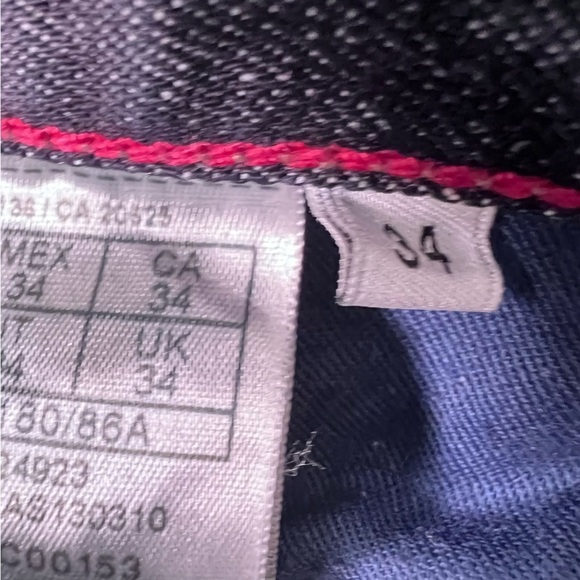 Guess Slim Straight Jeans Size 34 - Picture 8 of 13